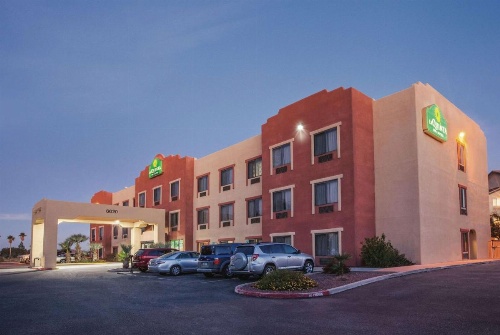 La Quinta Inn & Suites by Wyndham Nw Tucson/Marana image 12