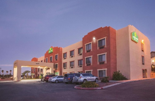 La Quinta Inn & Suites by Wyndham Nw Tucson/Marana image 42